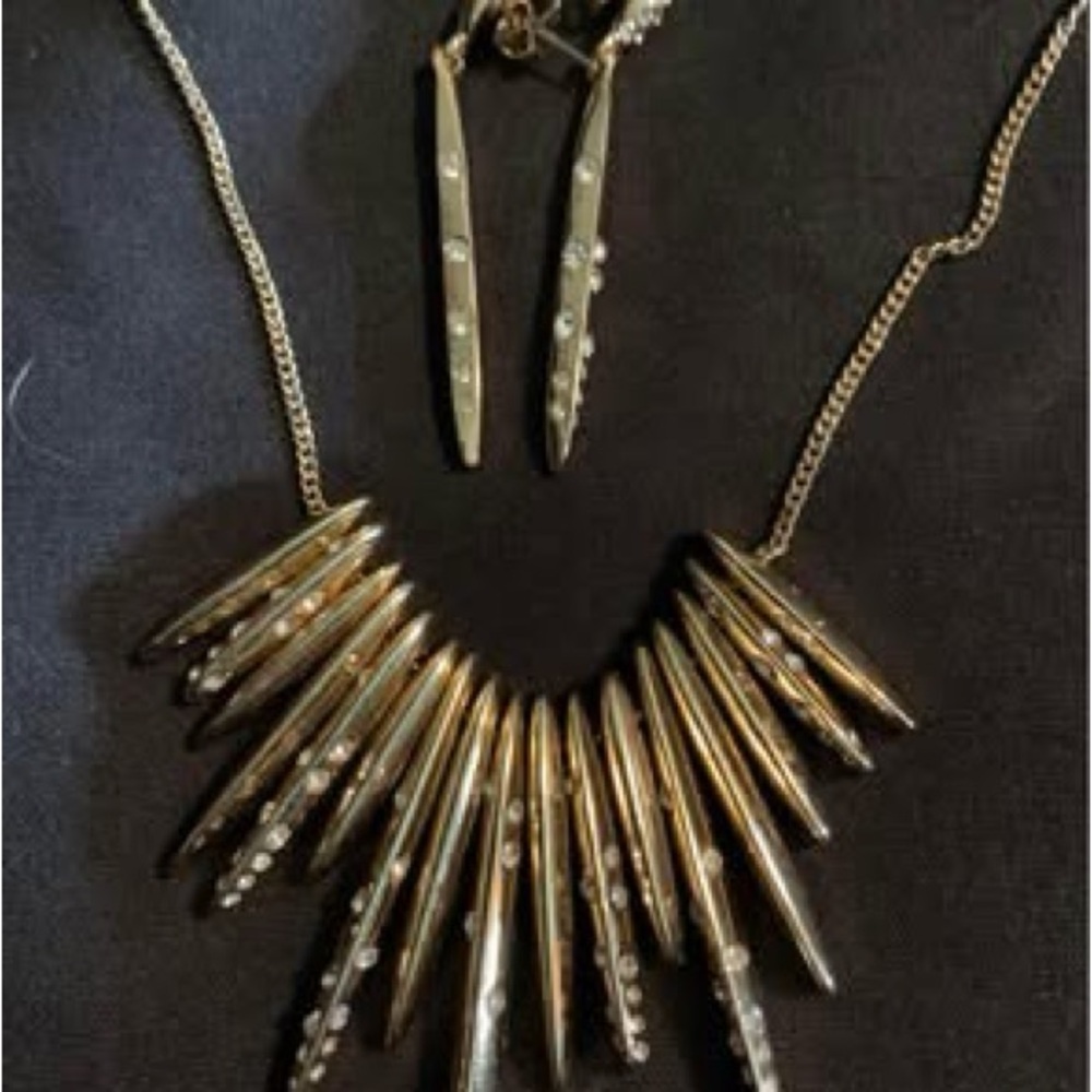 Gold Spike Necklace and Earring Set New in Boxes